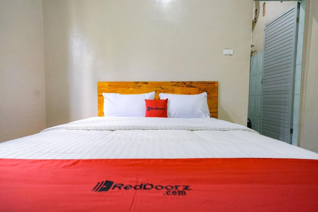 Reddoorz Syariah Near Bukit Teletubbies Padangsidempuan Hotel Ngoại thất bức ảnh